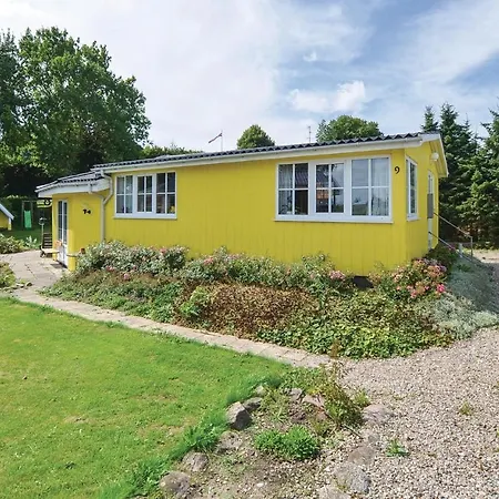 別荘 Two-bedroom In